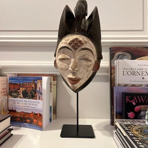 Mireille added a photo of their purchase