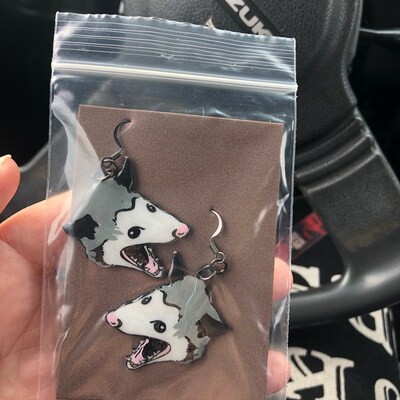 thumbnail image 2 of Screaming Possum Earrings - Fun Trash Animal Opossum Jewelry For Animal Lovers 2 of 12