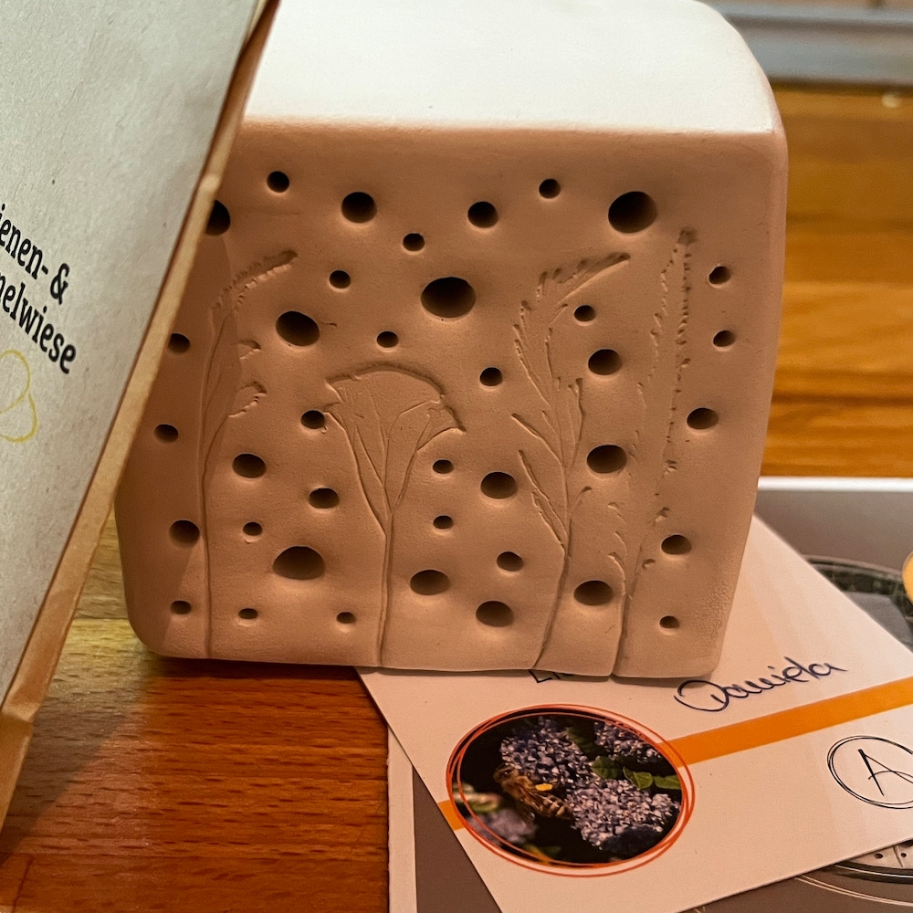 Bienenstein mittelgroß Insektenhotel Bienenhotel