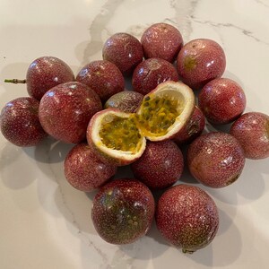 Fresh Sapodilla Nispero 2 Lbs the Actual Fruit  Etsy