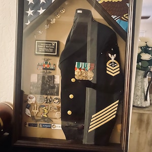 dress blue shadow box Military Shadow Box Display Case Cabinet Cherry / Red main image 0