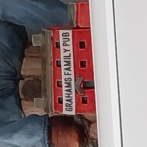 Jean lade till en bild av sitt köp