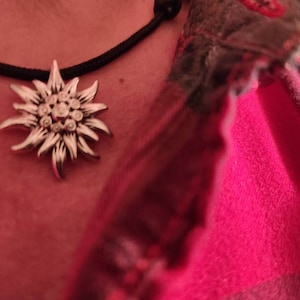 Luisfer added a photo of their purchase