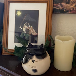 Kaylar added a photo of their purchase