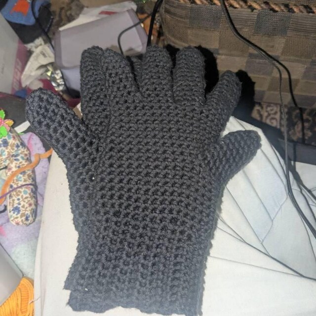 Crochet Full Finger Gloves Crochet Pattern DIGITAL DOWNLOAD