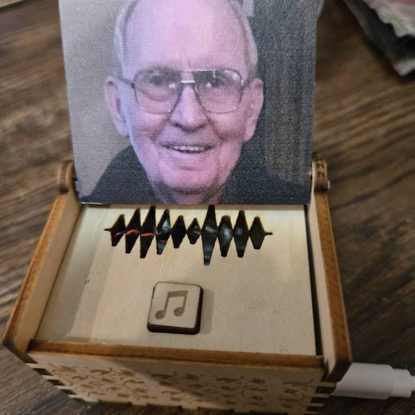 Personalized Wooden Music Box: Custom Song, Photo, and Text - Etsy