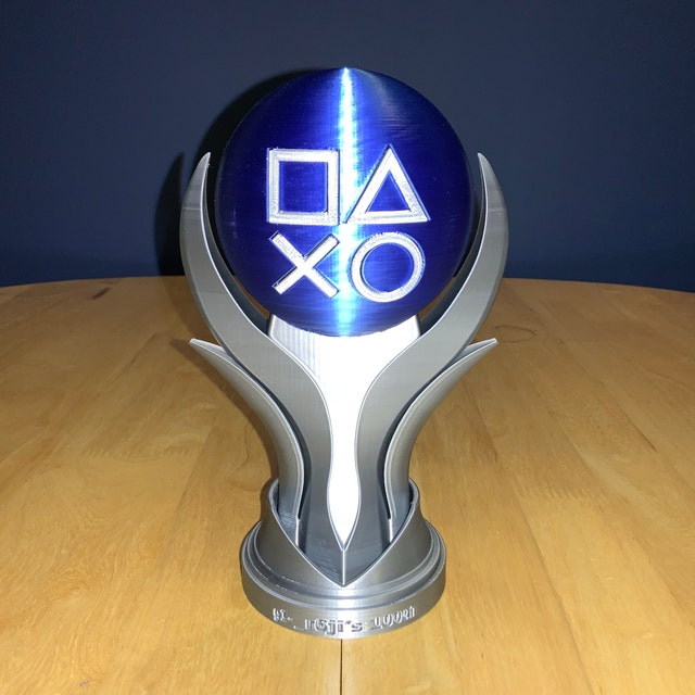 PS5 プラチナトロフィーレプリカ ゲーマー賞ディスプレイ PS5 プラチナトロフィーレプリカ ゲーマー賞ディスプレイ