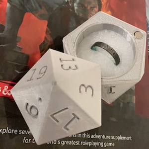 Cën added a photo of their purchase