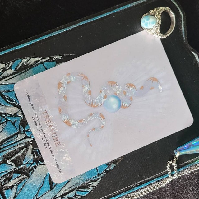 Pearls of Wisdom Oracle Card Deck | Gold Foil Oracle Cards