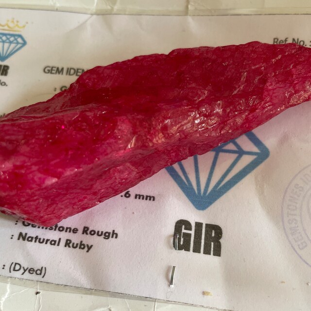 Rubis rouge brut de 200 à 230 carats, cicatrisant, pierre précieuse