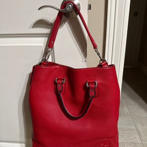 CHARLOTTE added a photo of their purchase
