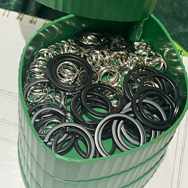 Split Ring Black Iron Flat Round Key Rings Key Chains Double Jump
