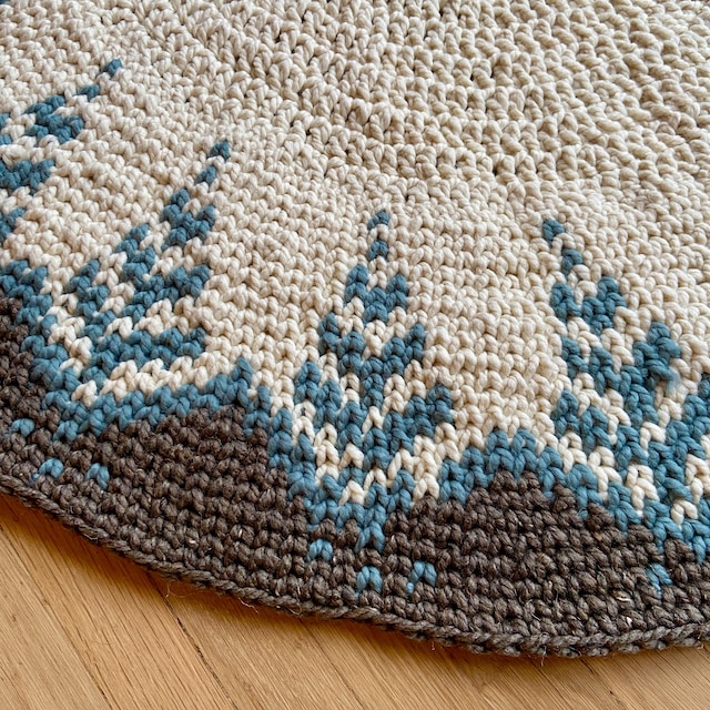 A customer's finished Pine Christmas Tree Skirt Crochet Pattern