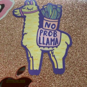 "No Prob Llama" Car Sticker Decal - Funny Pun Animal Decal For Windows, Bumpers, Laptops