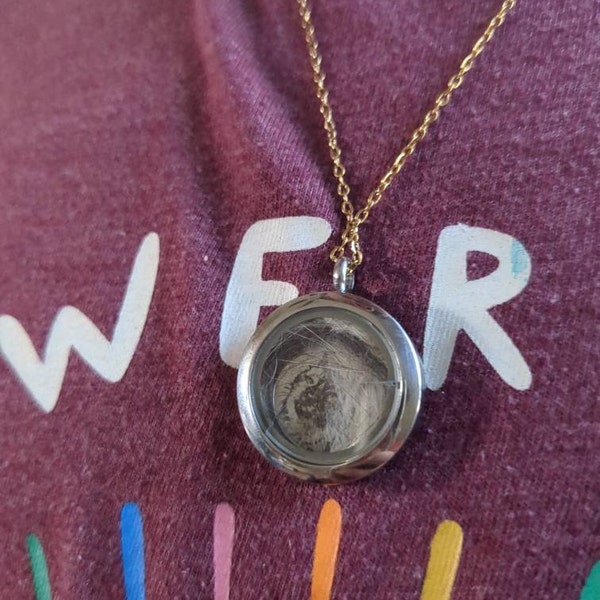 thumbnail image 2 of Callie Personalized Pet Memorial Necklace - Custom Fur & Photo Jewelry For Dog & Cat Lovers 2 of 12