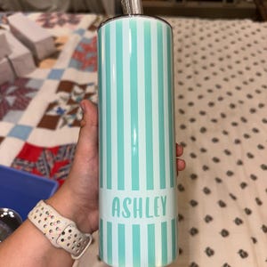 Kaili added a photo of their purchase