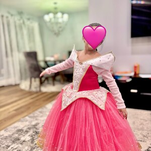 誕生日用のオーロラ姫ドレス、眠れる森の美女ドレス - Etsy 日本