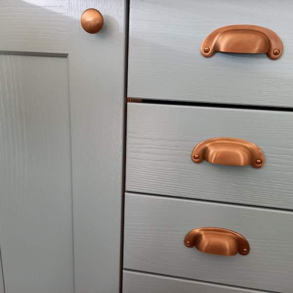 Antique Brass Cabinet Hardware - Shaker Style Knobs & Pulls - Etsy