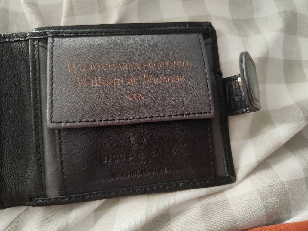 Personalised Engraved Men&#39;s Wallet, Genuine Soft Black Leather Wallet, Personalized Gift for Him, Boyfriend, Husband, Dad, Christmas Gift