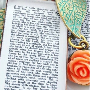 Buyer photo Paula Stoeger, who reviewed this item with the Etsy app for iPhone.