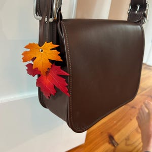 Fuerxy Leather Leaf Keychain - Green Bag Charm For Purse, Plant Lover Gift