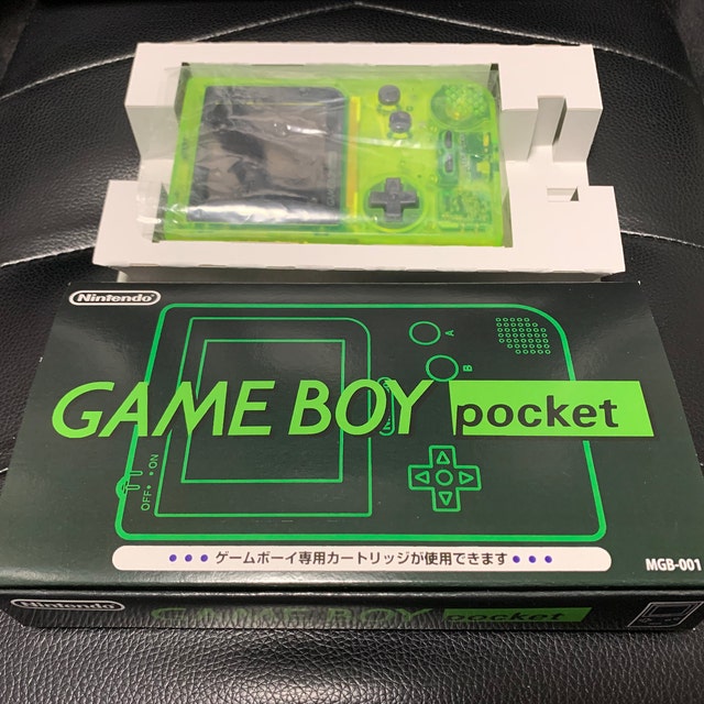 nanoloop とGame Boy（グリーン）のセット Nanoloop 1 x 2 x Mono : Minimal Chillwave // GameBoy DMG