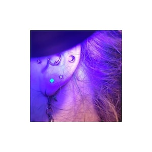Victoria added a photo of their purchase