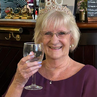 2 Pcs ‘It's My Birthday' Sash for Women with Glitter Letters