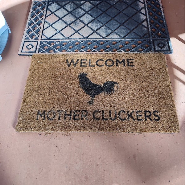 Sunny Cluckers Doormat NCU0XD1069