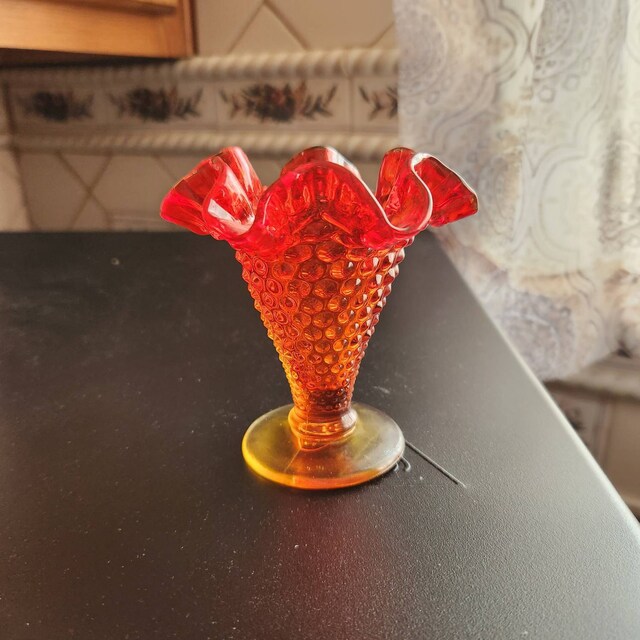Sweet Little Vintage Fenton Amberina Hobnail 4
