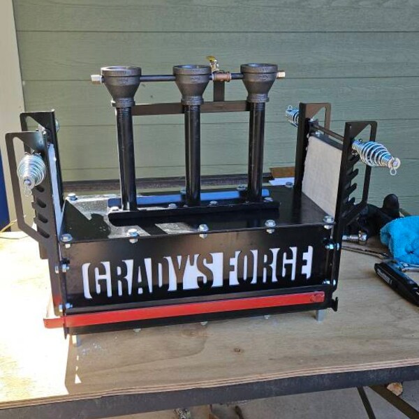 Series 2 Diamondback Ironworks Three Burner Gas Forge Blacksmith ...
