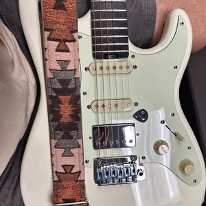 Reinaldo added a photo of their purchase
