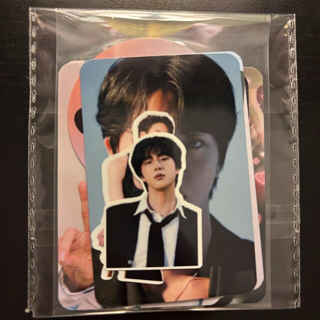 BTS ジン JIN ARMYZONE RUN SEOKJIN セット BTS ジン JIN ARMYZONE RUN SEOKJIN セット（BTS JINが初ソロ