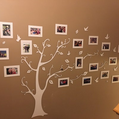 Family Tree Wooden Wall Art, Wall Decor, Include 20 Frame - Etsy