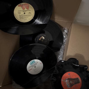 Tiffiny added a photo of their purchase
