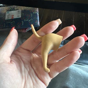 Ashlee added a photo of their purchase