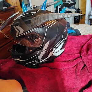 Linwe added a photo of their purchase