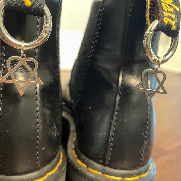 Black Cherry Barbed Wire Dm Boot Chains - Etsy