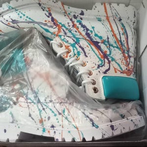 Custom Painted Timberland Boots: Turquoise White Splash  display picture 3