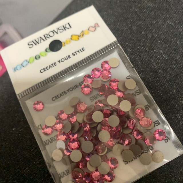 Rose (209) Swarovski 2088 XIRIUS 20ss Crystal Flatbacks No-hotfix