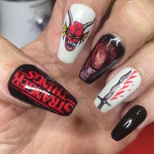 Stranger Things Eddy Munson Press on Nails Set - Etsy Denmark