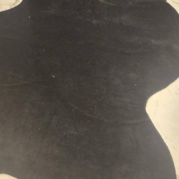Irregular Shaped Solid Black Handmade Tufted Area Rug - Stylish Home ...
