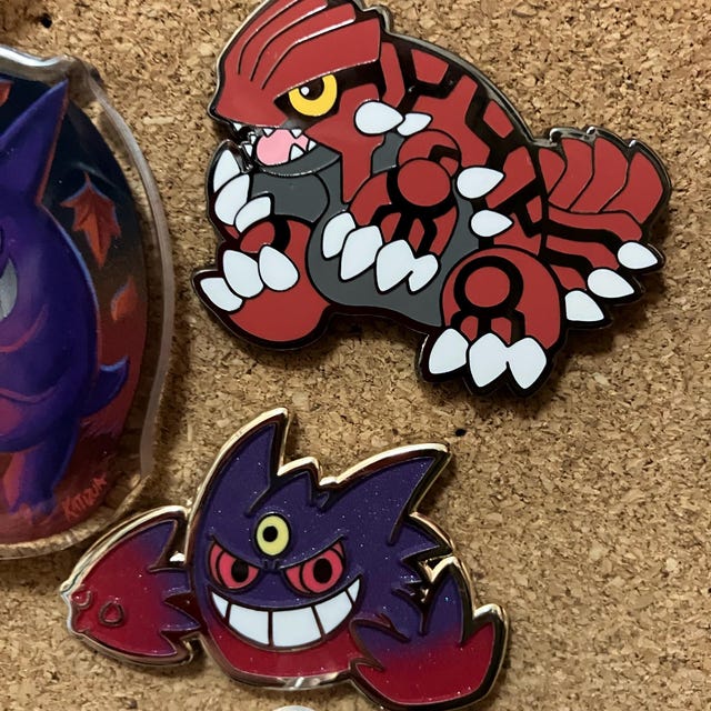 ポケモンセンター限定 ルビー サファイア　ピンバッジ グラードン　カイオーガ ポケモン ホウエン伝説 グラードン カイオーガ エナメルピン オメガ