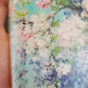 Alisa added a photo of their purchase
