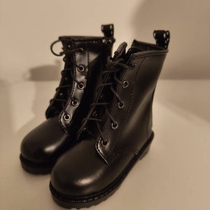 Hitsuka added a photo of their purchase