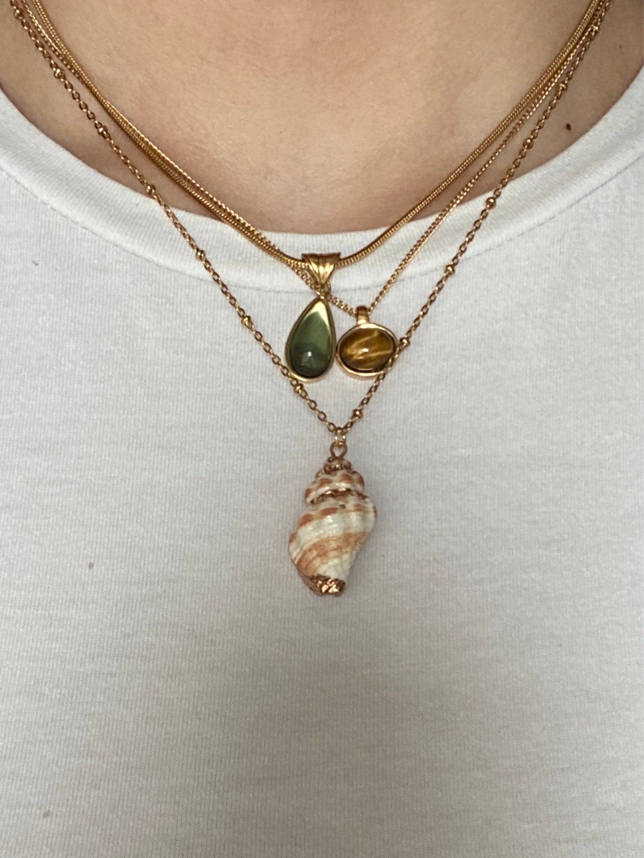 Natural Seashell Necklace, Boho Jewelry, Seashell Pendant Necklace, Cowrie Adjustable Necklace, Beach Wedding, Ocean Jewelry
