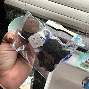 Mariah added a photo of their purchase