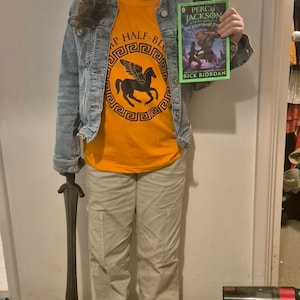 Cabin #7 In Camp Half Blood, Child Of Apollo – Percy Jackson Inspired Design " Kids T-Shirt For Sale By Photonxt - Foto 4