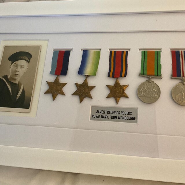 Military Keepsake Frame, WW1 WW2 Medals, 6x4 Photo & Title 5 Slots