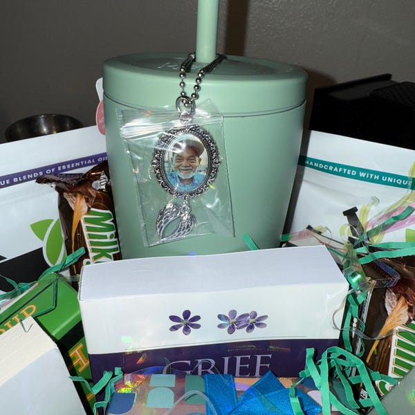Something Blue Bridal Bouquet Charm - Wedding Gift For Bride From Parents, With Message Card
